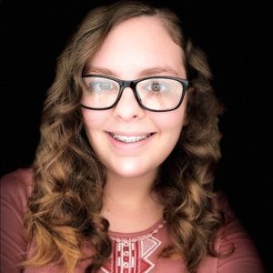 Meet your Posher, Zoe